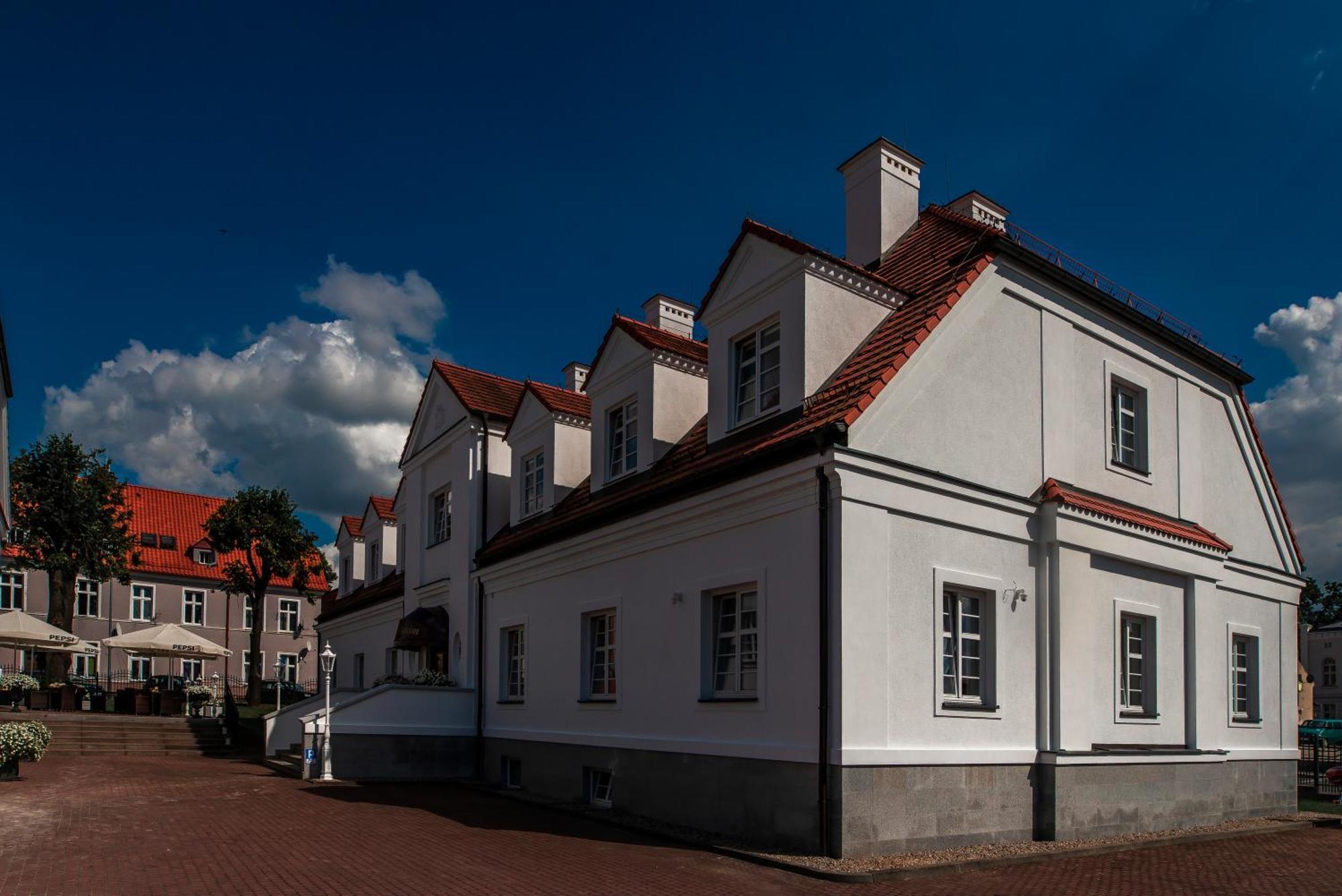 Hotel Maxim Kwidzyn Exteriör bild